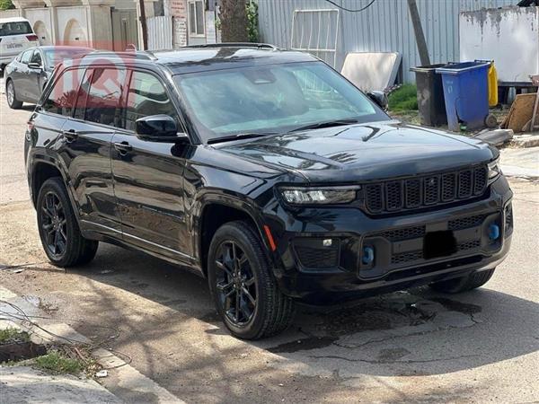 جيب جراند شيروكي 2023 للبيع في العراق - بغداد